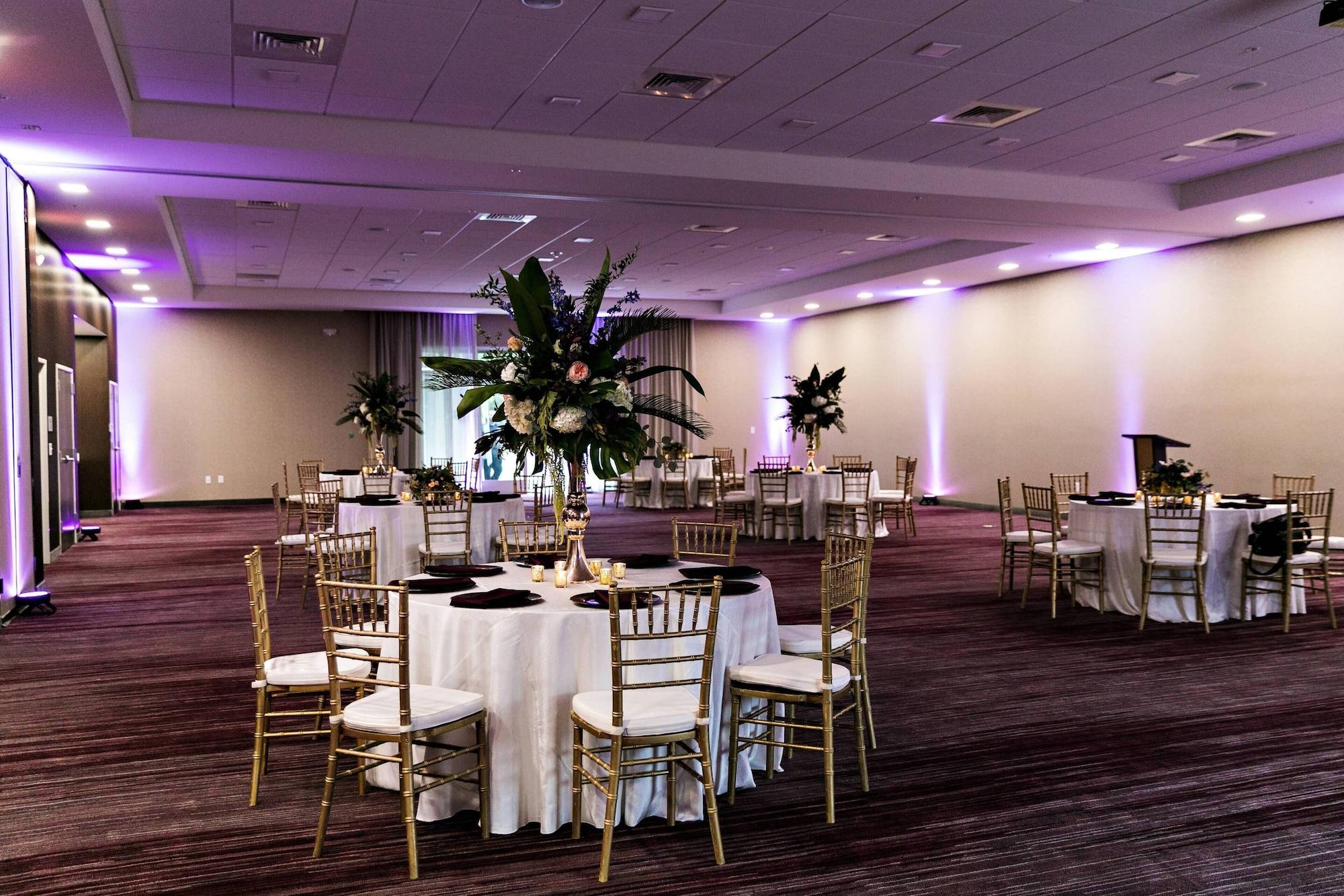 Courtyard By Marriott Savannah Airport Hotel Exterior photo